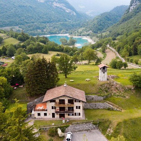 La Rustica Sul Lago Di Tenno Mansarda Exterior foto